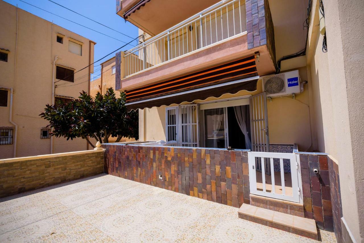 Playa La Mata - Apartamento "Limonka" المظهر الخارجي الصورة