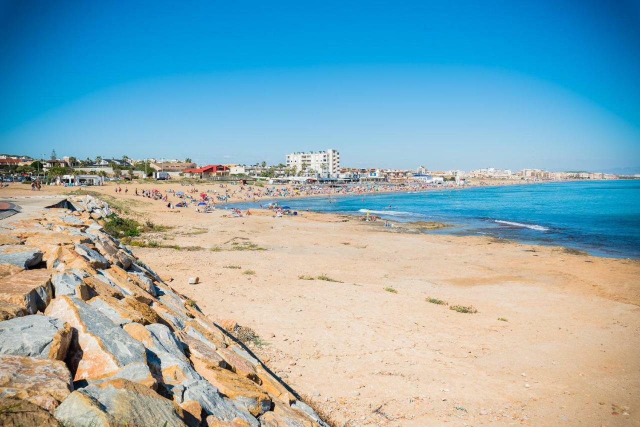 Playa La Mata - Apartamento "Limonka" المظهر الخارجي الصورة